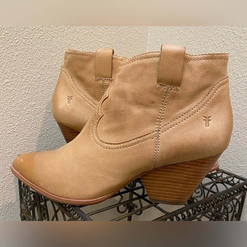 New Frye Leather Ankle Boots Sz 10